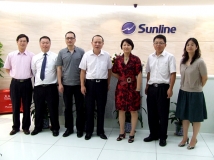 南山區(qū)政府常委、副區(qū)長(zhǎng)羅敏一行蒞臨長(zhǎng)亮指導(dǎo)工作