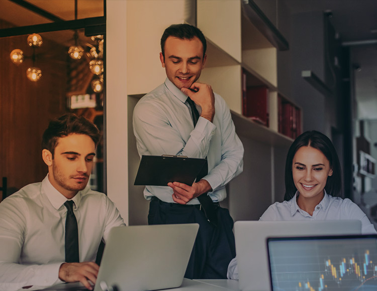 開誠(chéng)務(wù)實(shí)，為投資者創(chuàng)造長(zhǎng)遠(yuǎn)價(jià)值